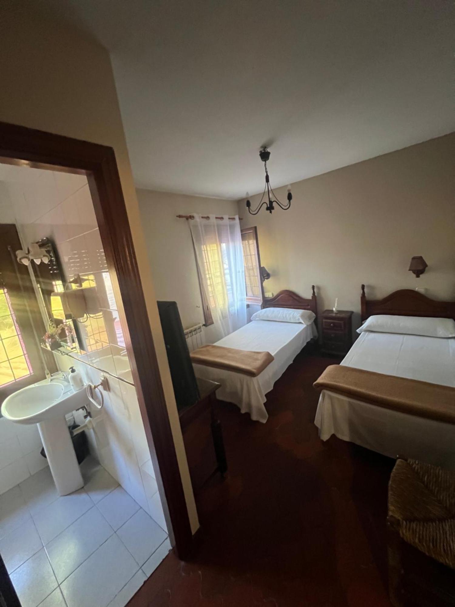 La Pradera de Navalhorno Hostal Sabor Fusion酒店 外观 照片